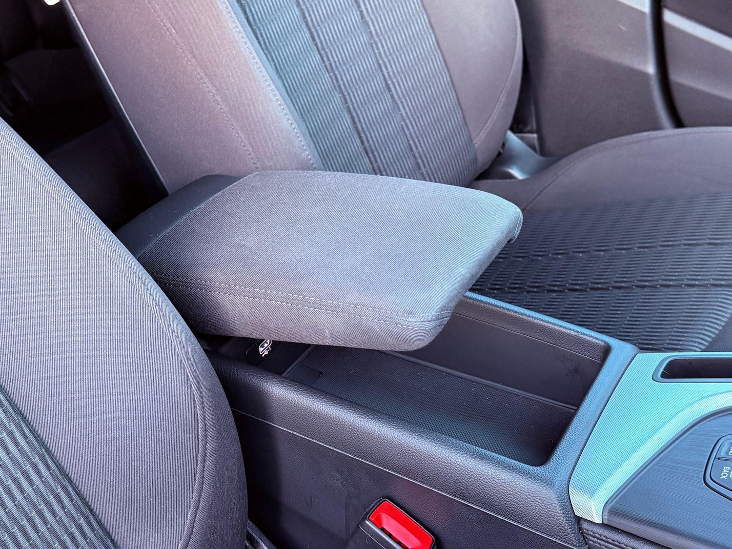 Used Audi A4 2017 for sale - 76926179: Photo 25