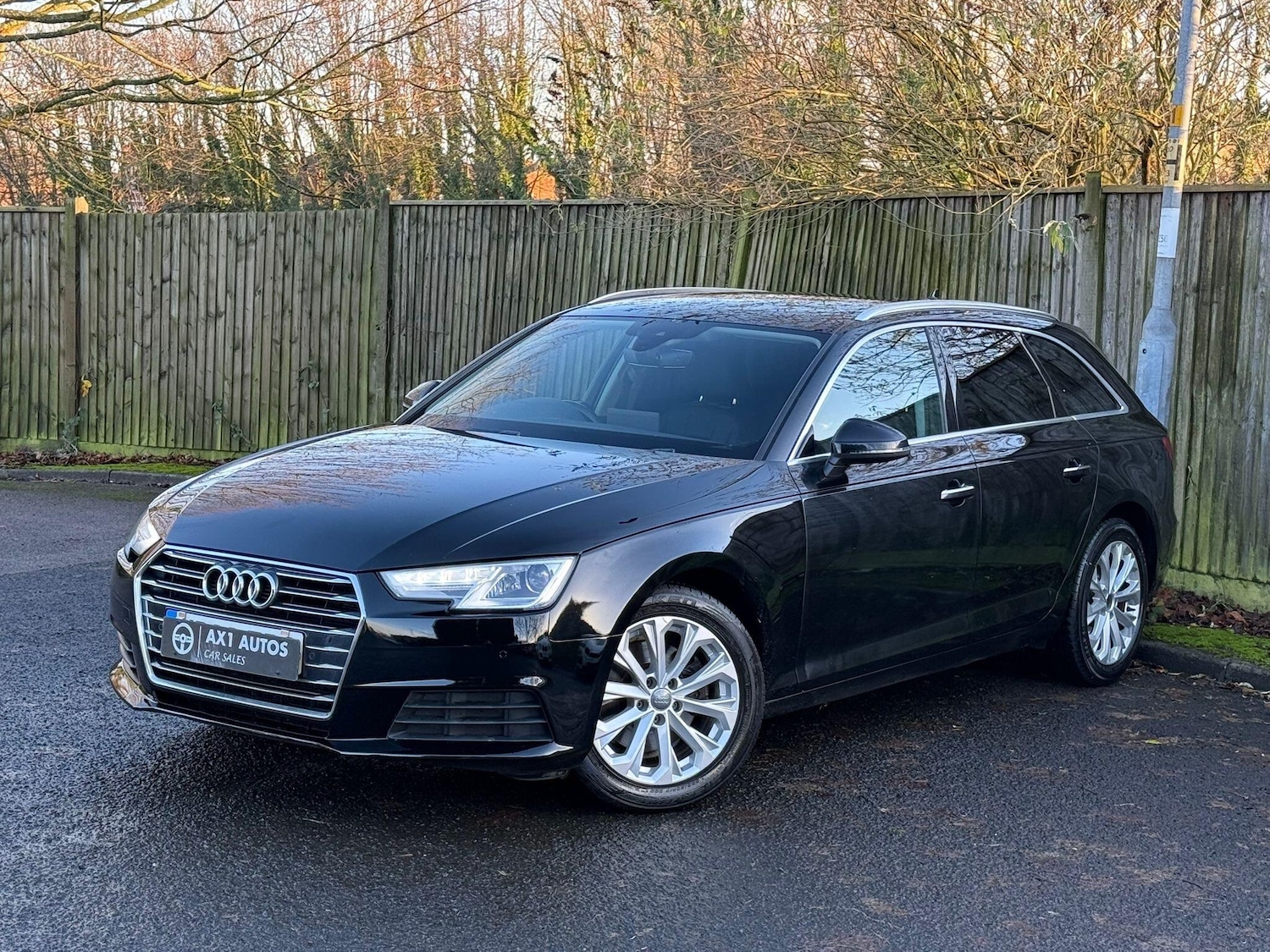 Used Audi A4 2017 for sale - 76926179: Photo 3