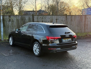 Used Audi A4 2017 for sale - 76926179: Photo