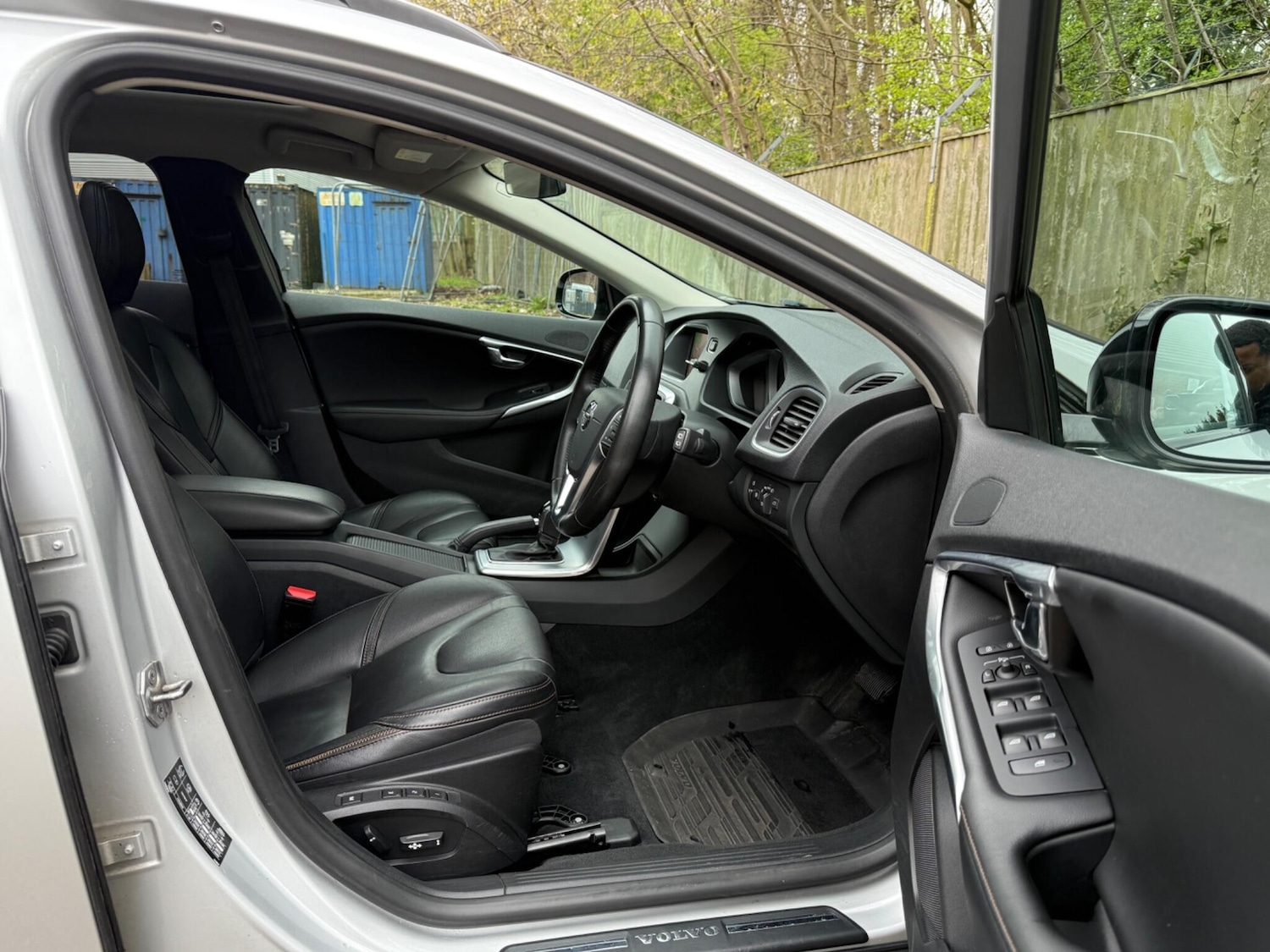 Used Volvo V40 2018 for sale - 78100198: Photo 13