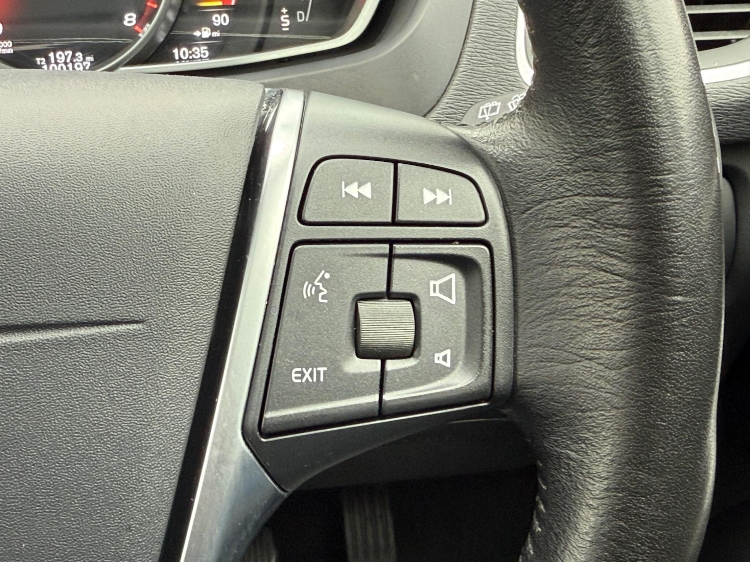 Used Volvo V40 2018 for sale - 78100198: Photo 16