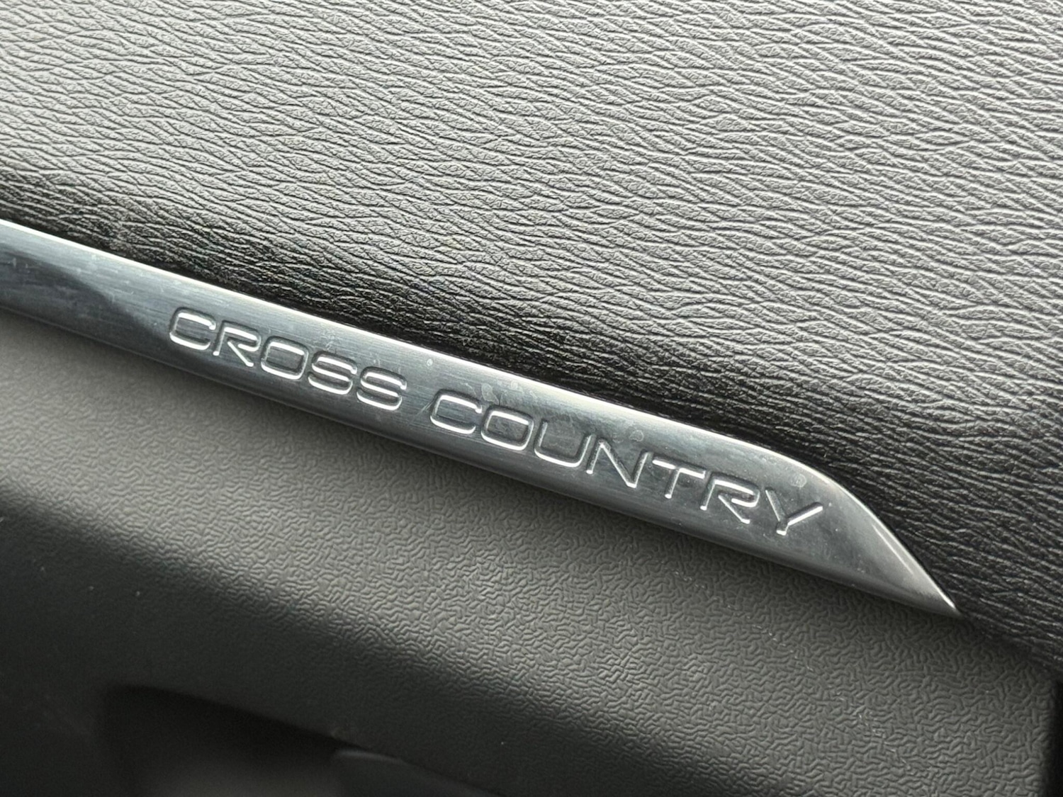 Used Volvo V40 2018 for sale - 78100198: Photo 22