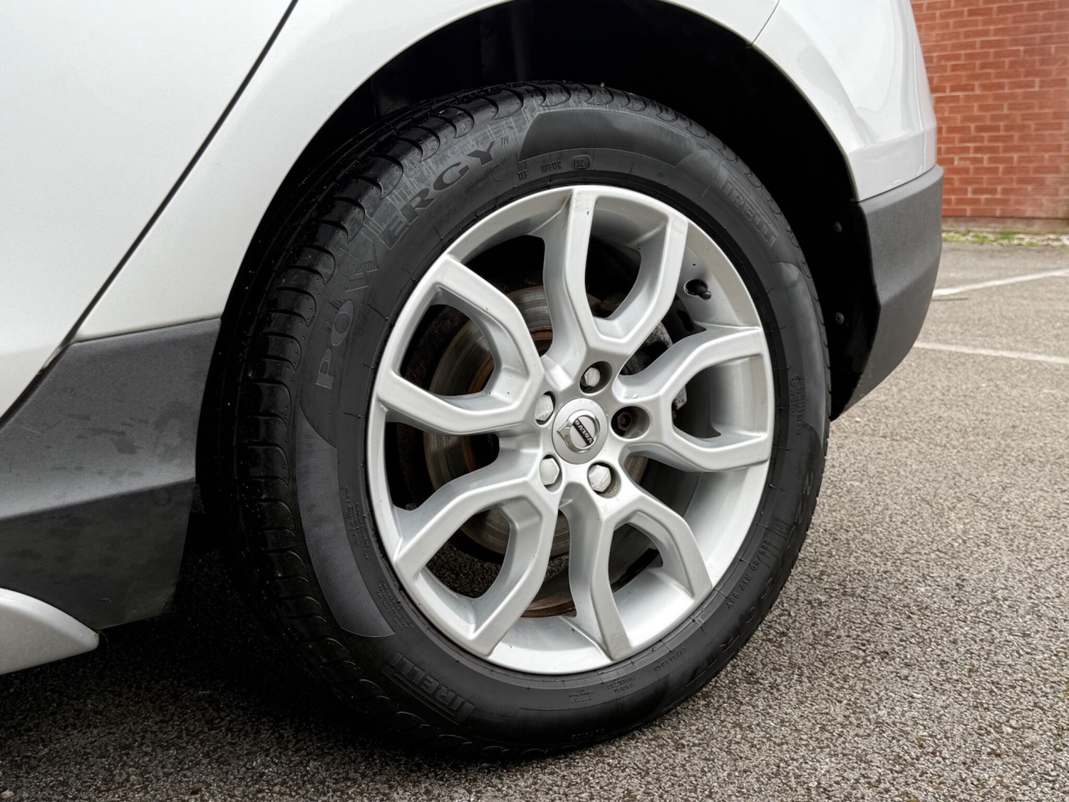 Used Volvo V40 2018 for sale - 78100198: Photo 23