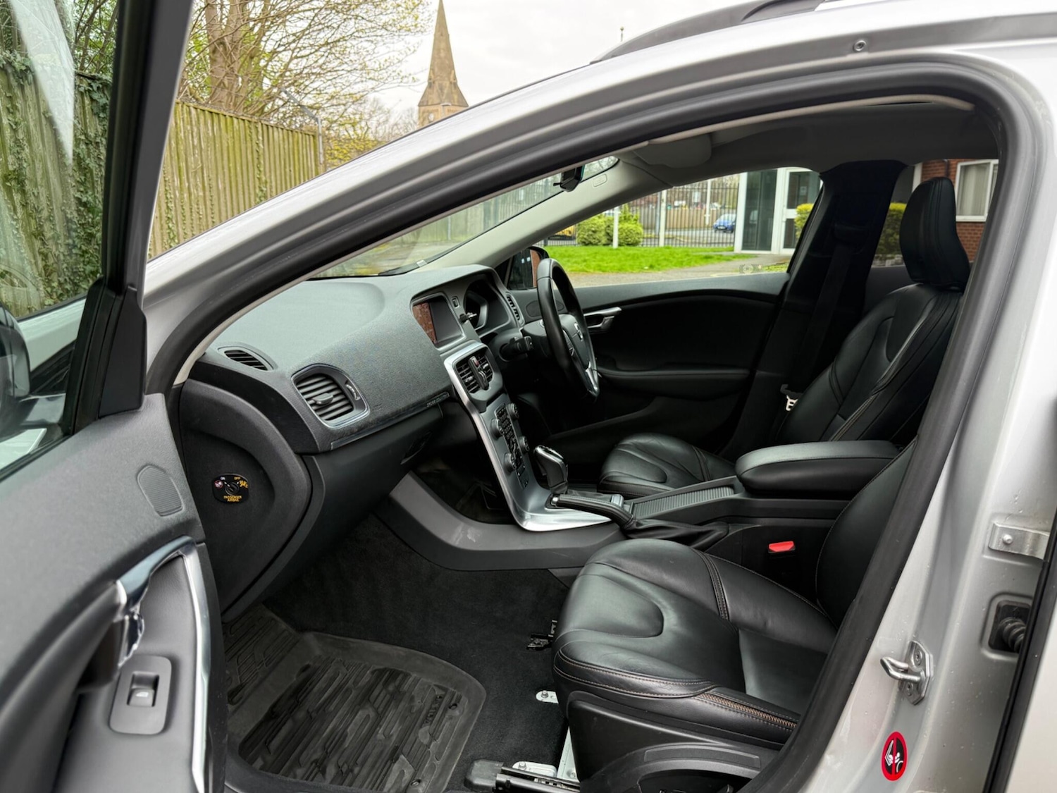 Used Volvo V40 2018 for sale - 78100198: Photo 37