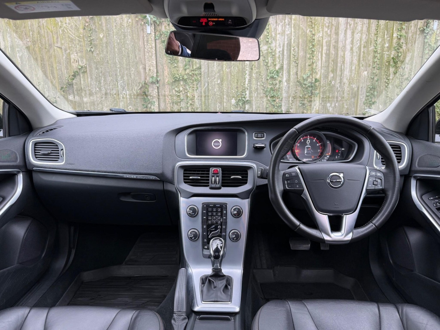 Used Volvo V40 2018 for sale - 78100198: Photo 9