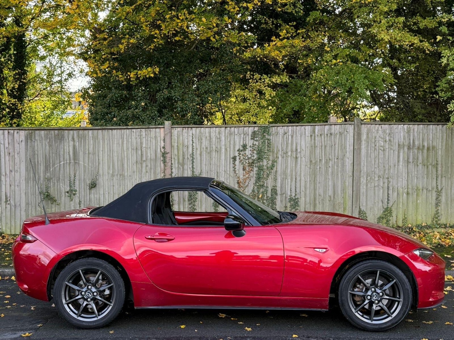 Used Mazda MX-5 2016 for sale - 76995963: Photo 12