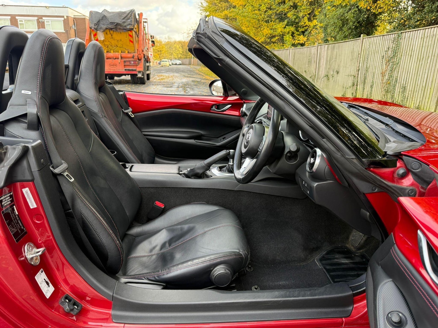 Used Mazda MX-5 2016 for sale - 76995963: Photo 16