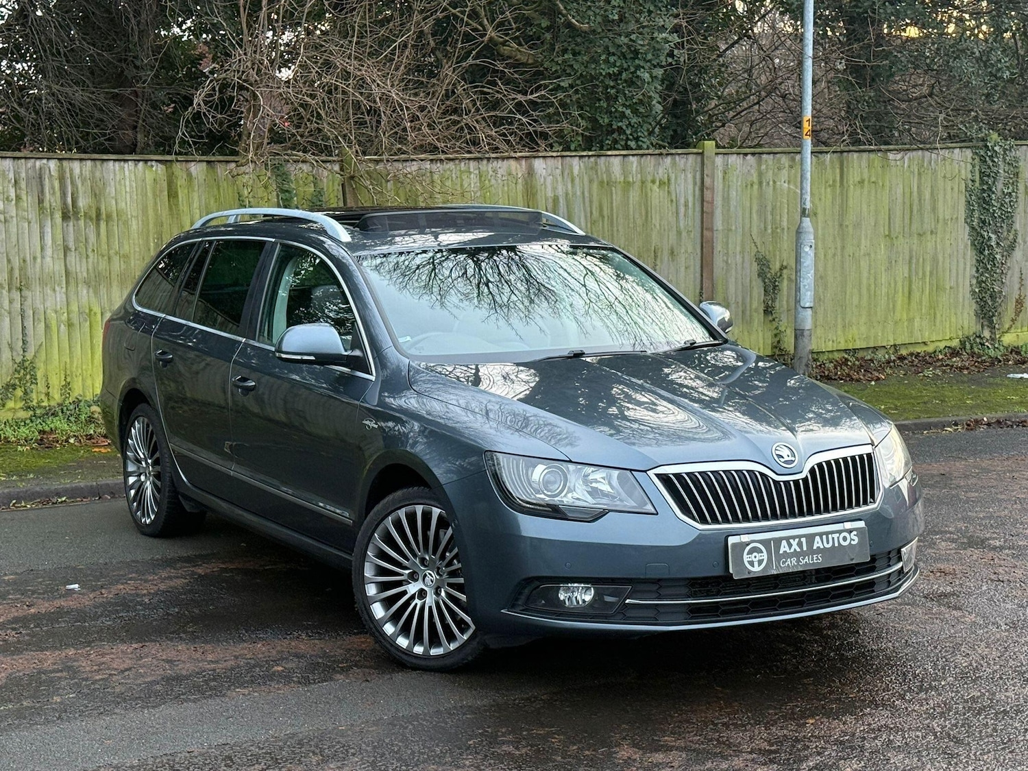 Used Skoda Superb 2015 for sale - 76936452: Photo 1