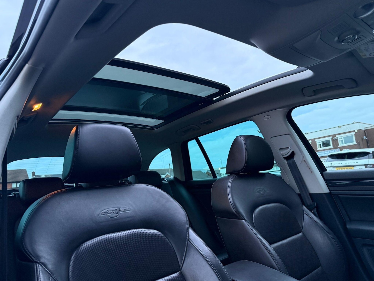 Used Skoda Superb 2015 for sale - 76936452: Photo 15