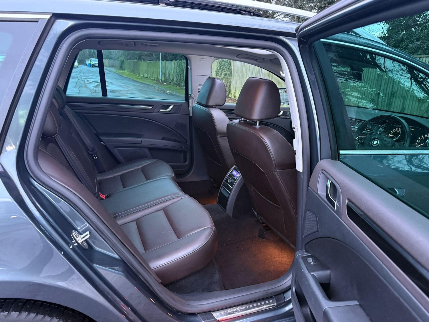 Used Skoda Superb 2015 for sale - 76936452: Photo 16