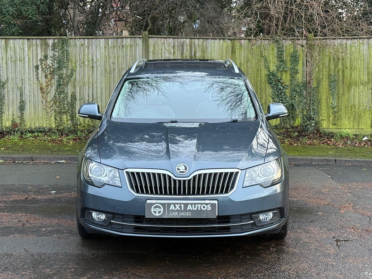 Used Skoda Superb 2015 for sale - 76936452: Photo 2