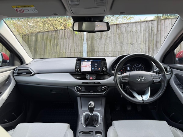 Used Hyundai i30 2018 for sale - 76336656: Photo 16