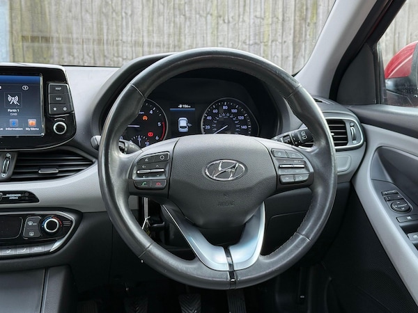 Used Hyundai i30 2018 for sale - 76336656: Photo 19