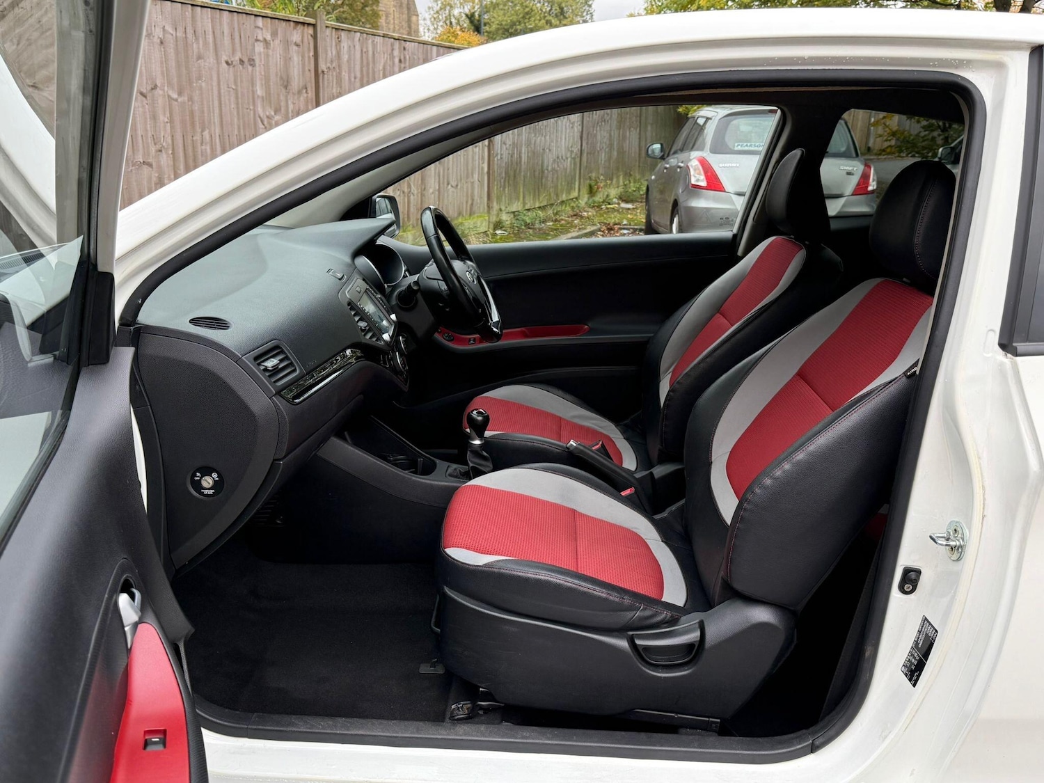 Used Kia Picanto 2016 for sale - 76995570: Photo 15