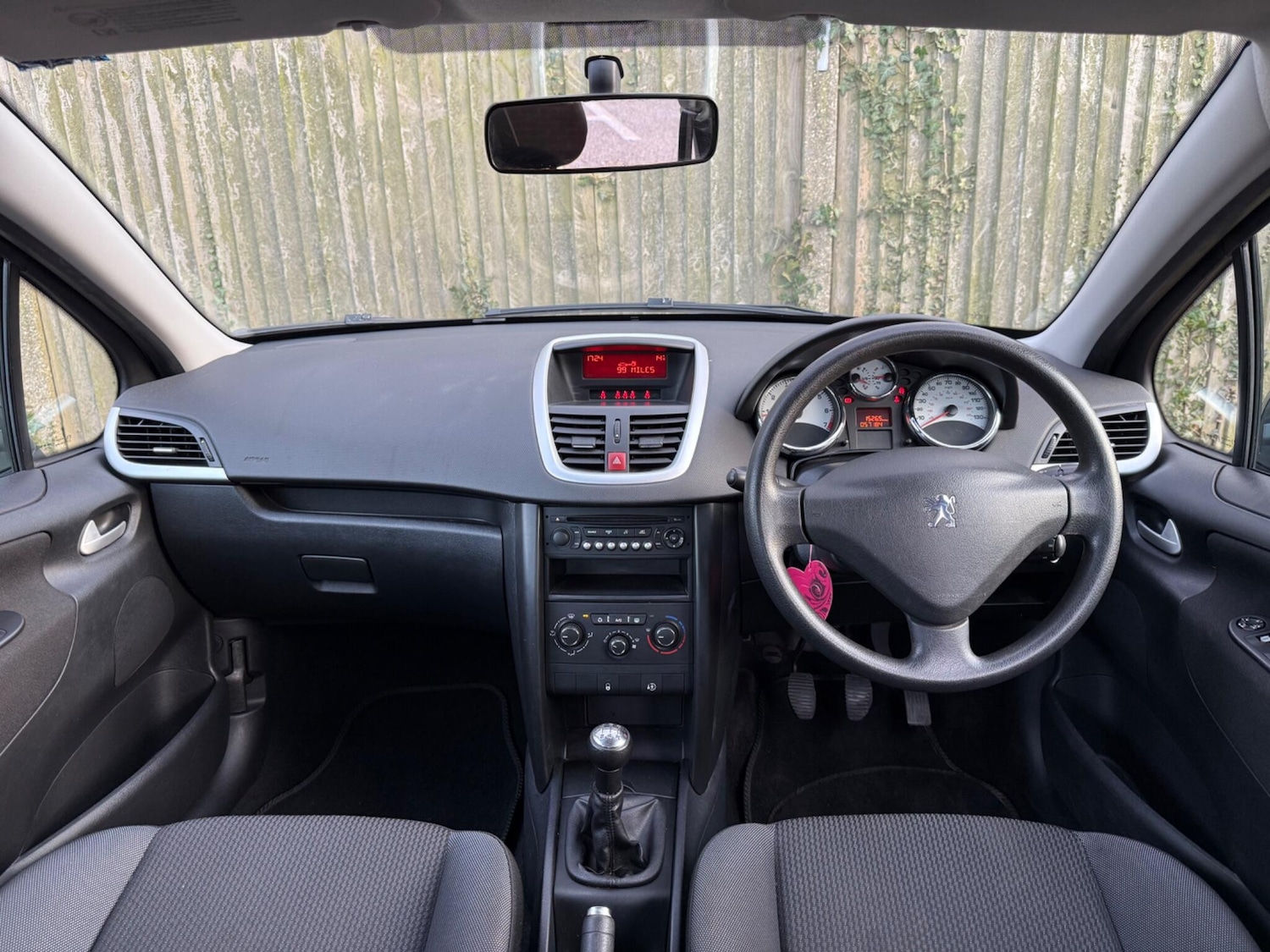 Used Peugeot 207 for sale - 77969643: Photo 11