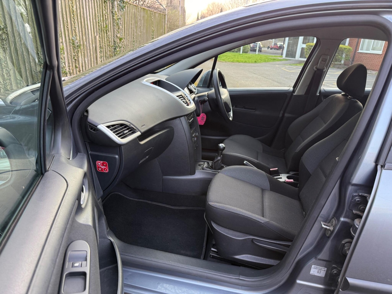 Used Peugeot 207 for sale - 77969643: Photo 17