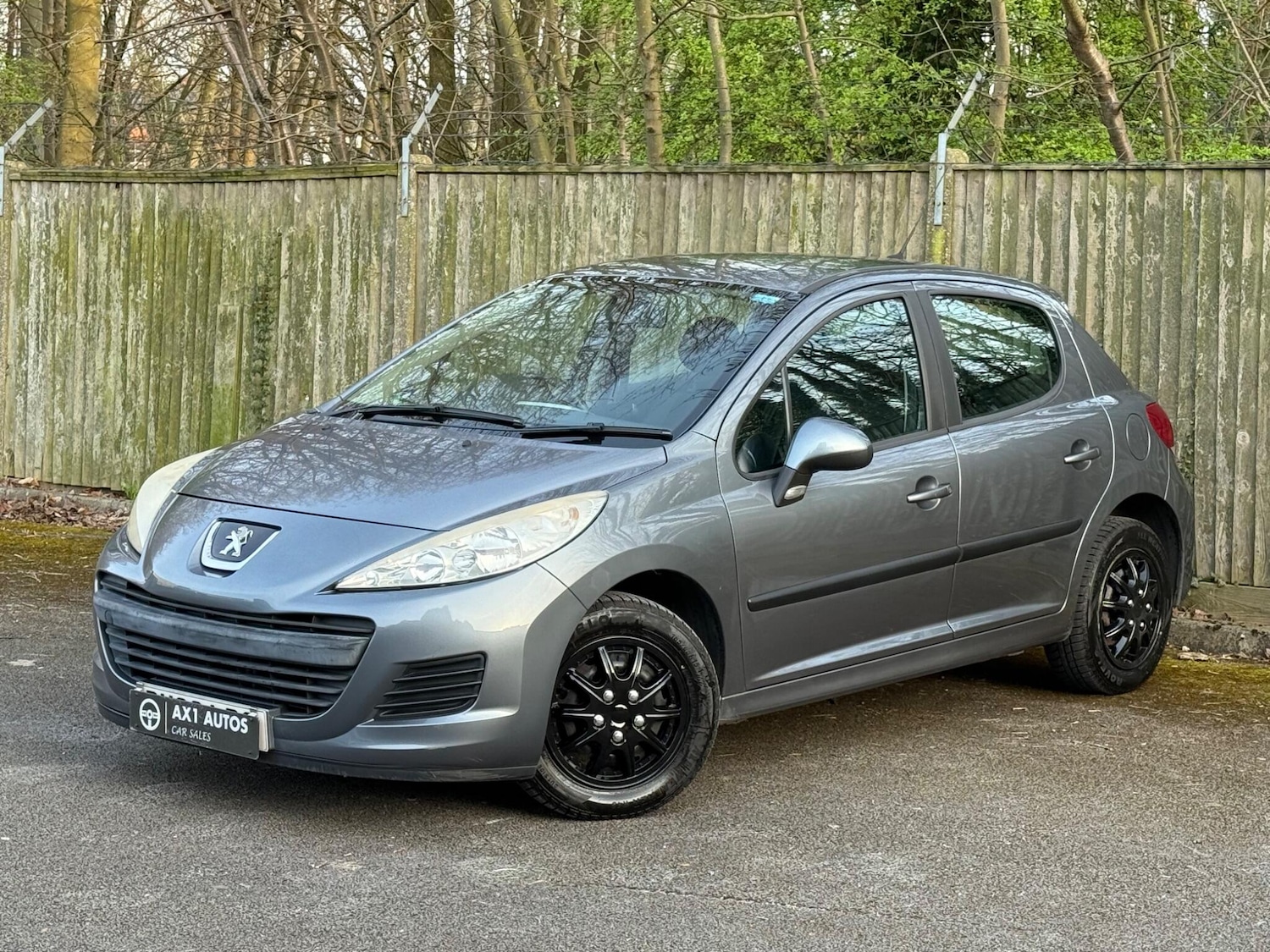 Used Peugeot 207 for sale - 77969643: Photo 2
