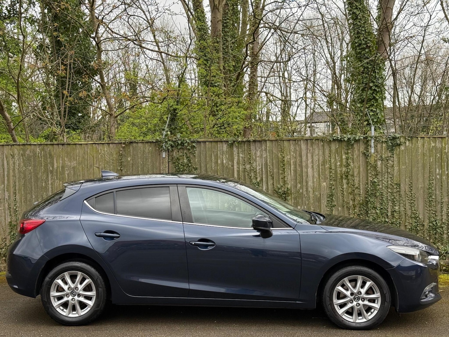 Used Mazda Mazda3 for sale - 78071842: Photo 5