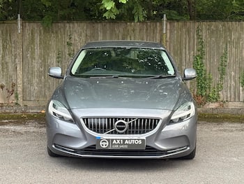 Used Volvo V40 2017 for sale - 79680918: Photo
