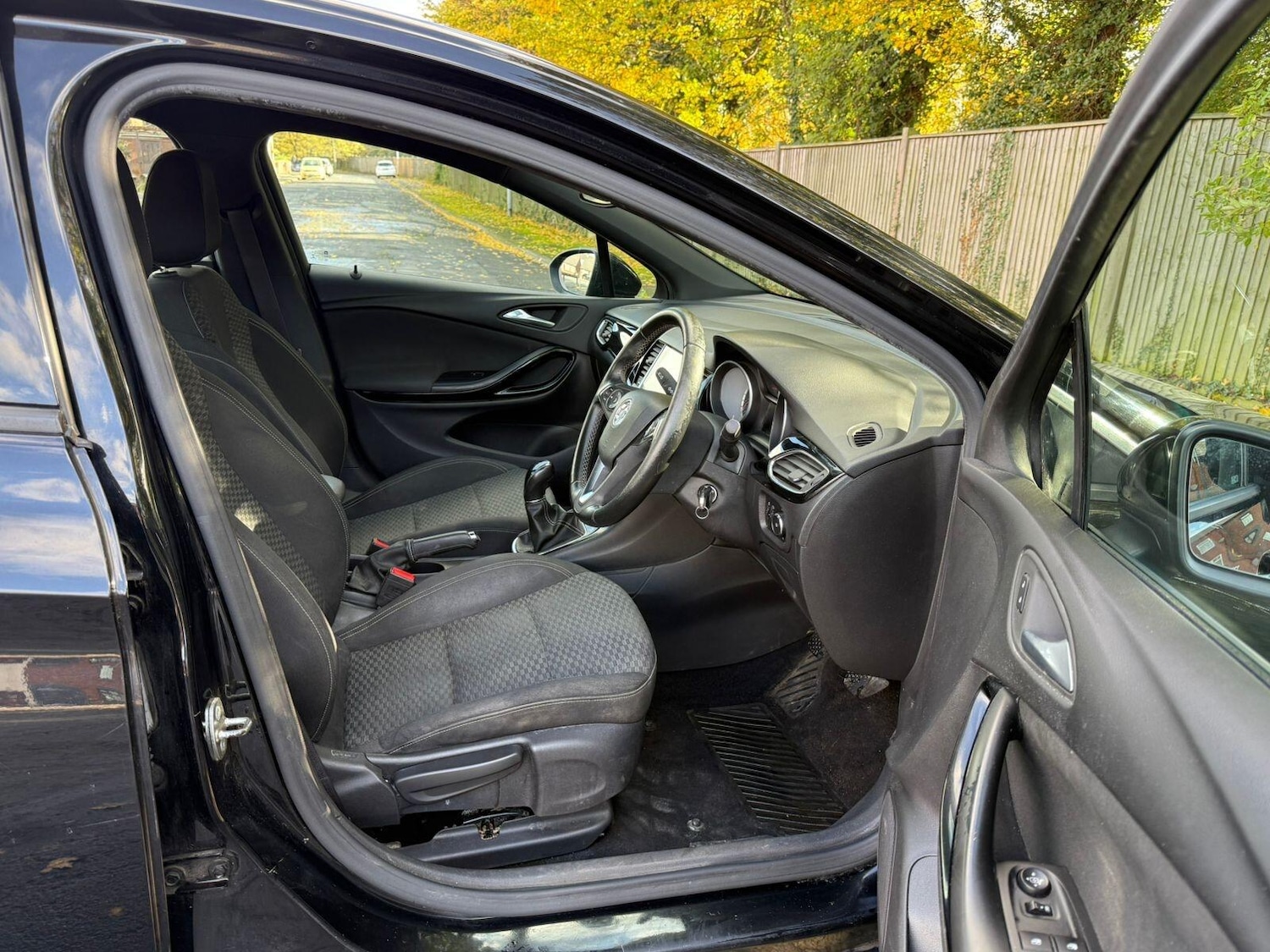 Used Vauxhall Astra 2018 for sale - 76660560: Photo 17