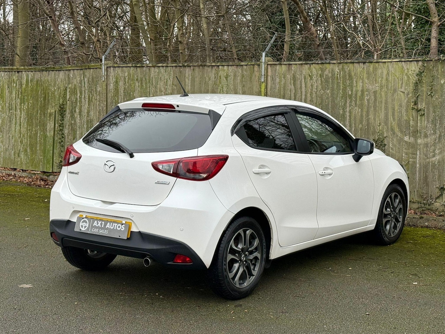 Used Mazda Mazda2 2015 for sale - 77155630: Photo 6