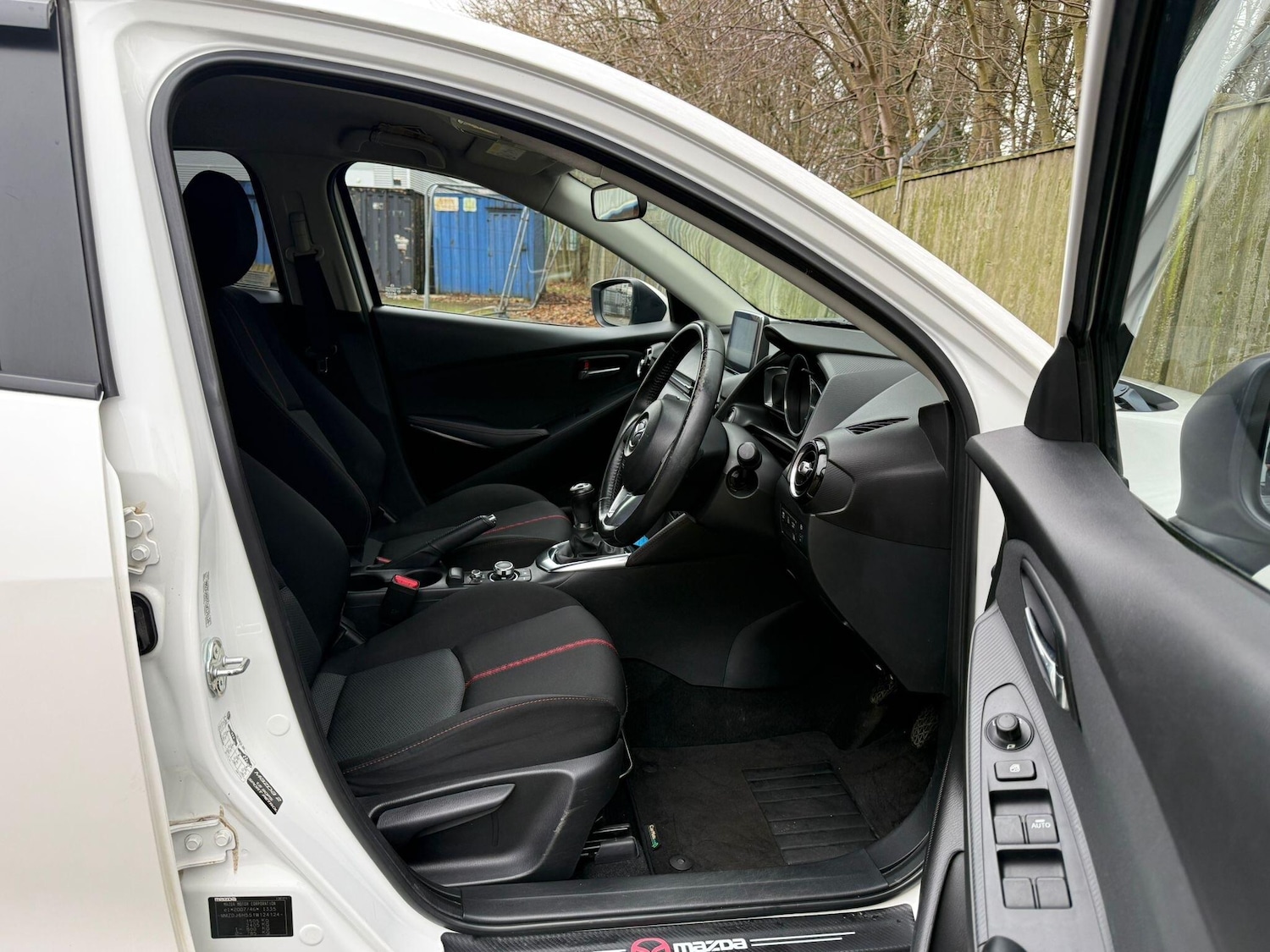 Used Mazda Mazda2 2015 for sale - 77155630: Photo 9