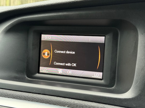 Used Volvo V40 Cross Country 2013 for sale - 76239631: Photo 22