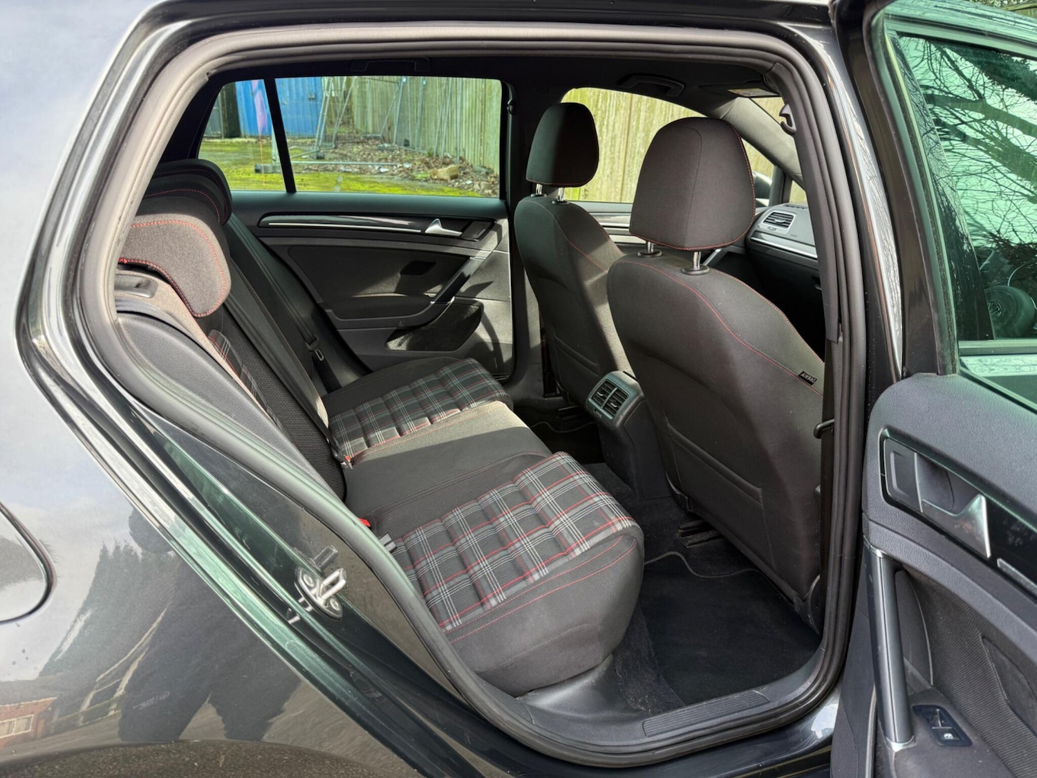 Used Volkswagen Golf 2015 for sale - 77633577: Photo 10