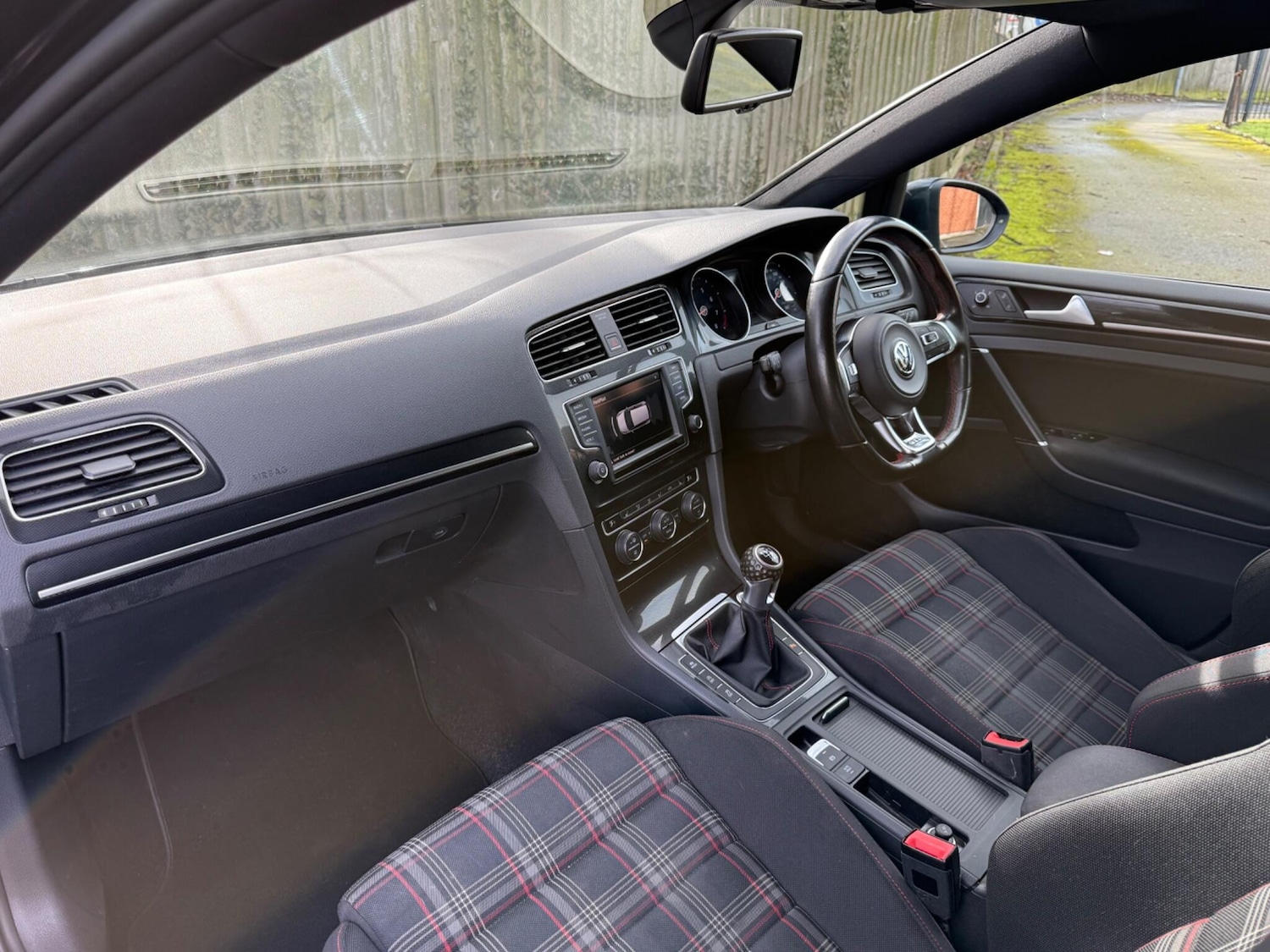 Used Volkswagen Golf 2015 for sale - 77633577: Photo 18