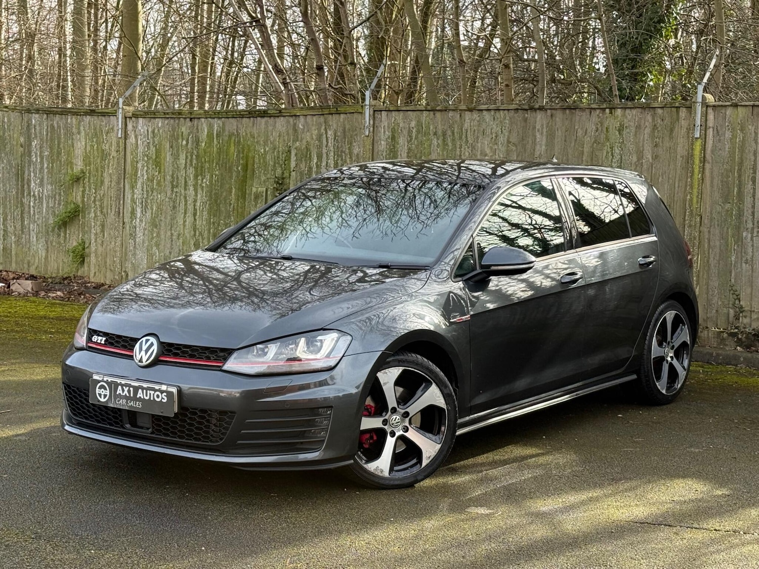 Used Volkswagen Golf 2015 for sale - 77633577: Photo 3