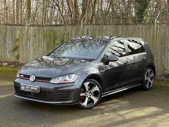 Used Volkswagen Golf 2015 for sale - 77633577: Photo