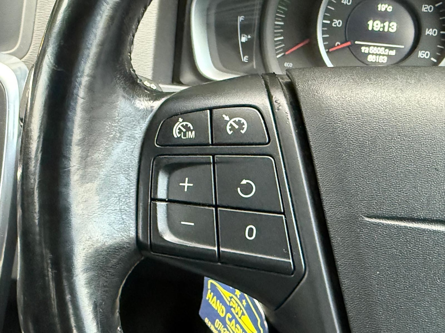 Used Volvo V60 2014 for sale - 76660565: Photo 20