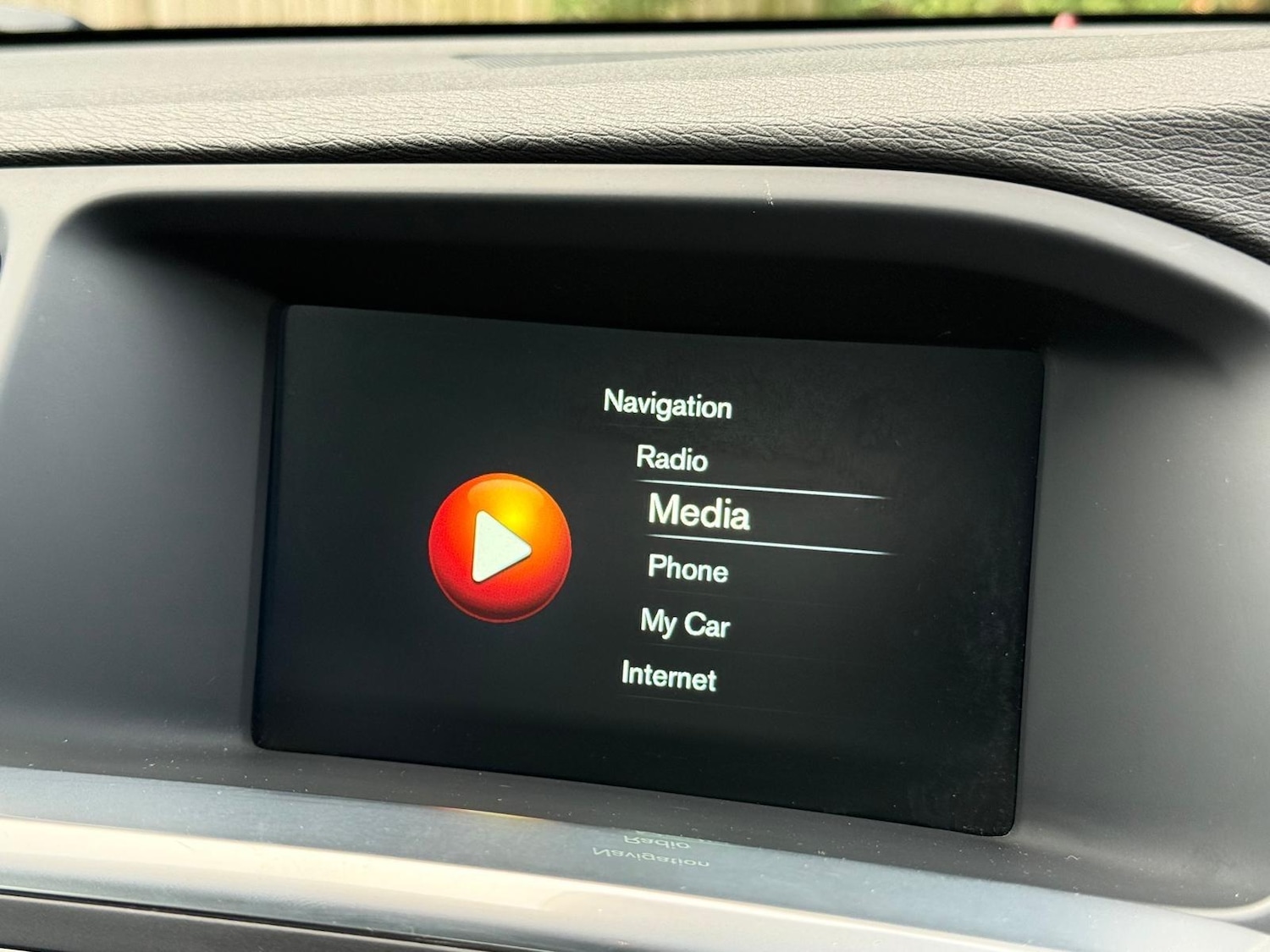 Used Volvo V60 2014 for sale - 76660565: Photo 26