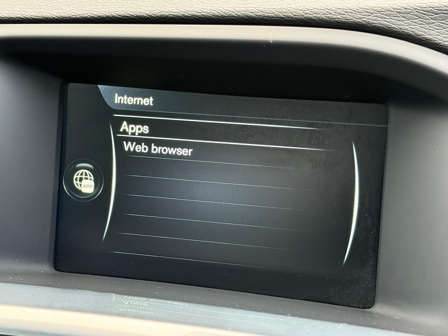 Used Volvo V60 2014 for sale - 76660565: Photo 32