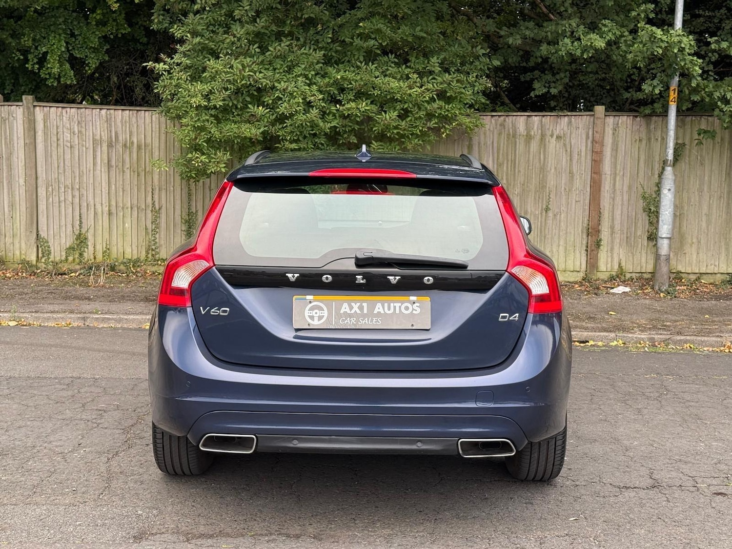 Used Volvo V60 2014 for sale - 76660565: Photo 7