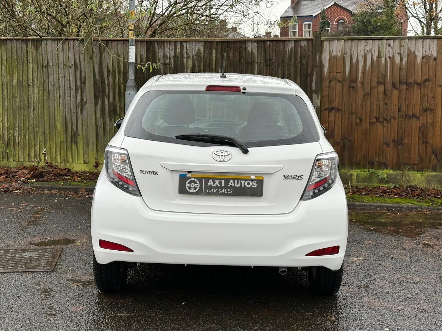 Used Toyota Yaris 2014 for sale - 76772007: Photo 5