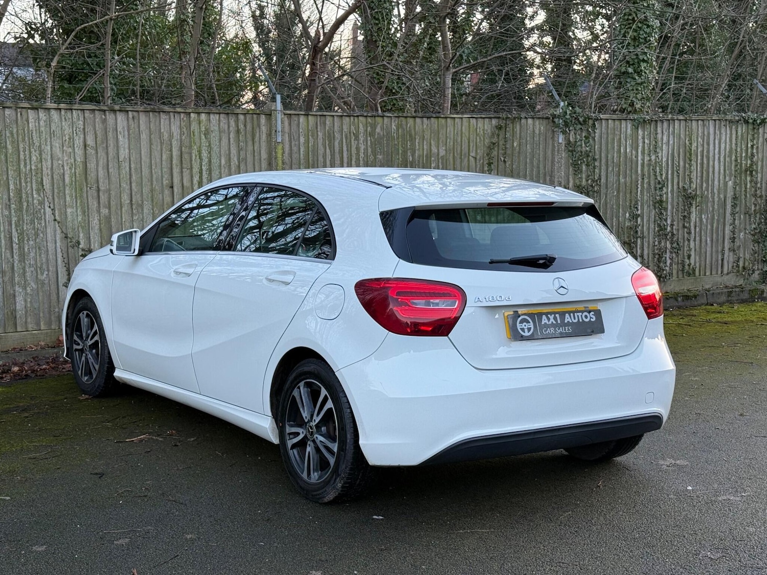 Used Mercedes-Benz A-Class 2017 for sale - 77238361: Photo 4