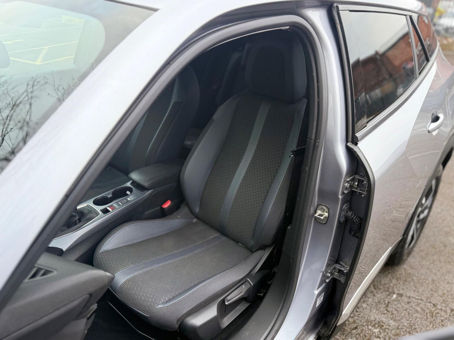 Used Peugeot 2008 2020 for sale - 78170349: Photo 17