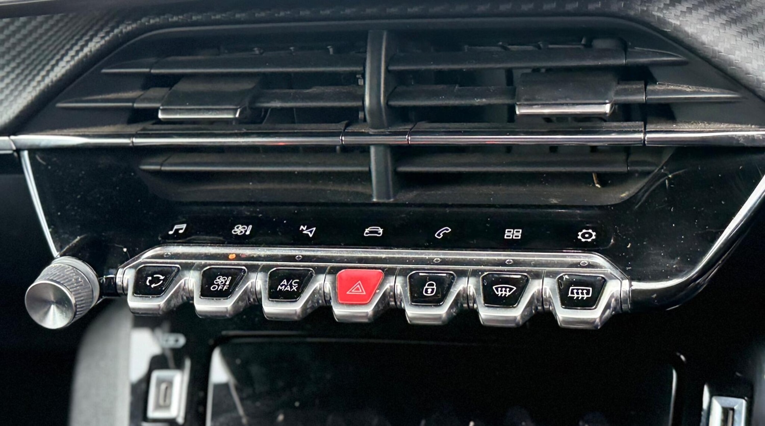 Used Peugeot 2008 2020 for sale - 78170349: Photo 20