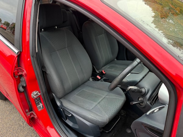 Used Ford Fiesta 2012 for sale - 76239518: Photo 10