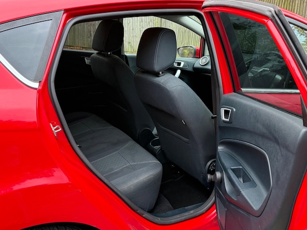 Used Ford Fiesta 2012 for sale - 76239518: Photo 12