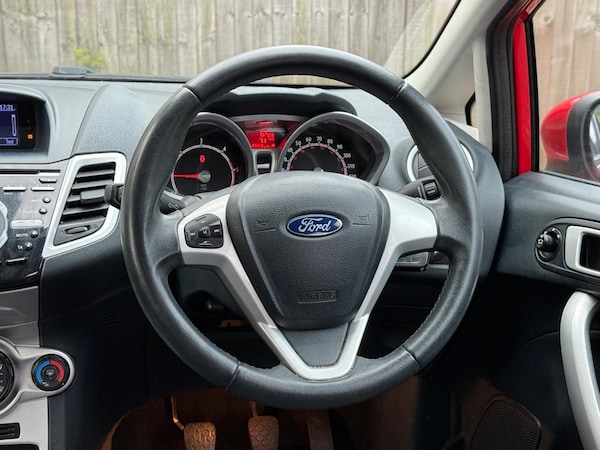 Used Ford Fiesta 2012 for sale - 76239518: Photo 14