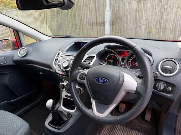 Used Ford Fiesta 2012 for sale - 76239518: Photo 16