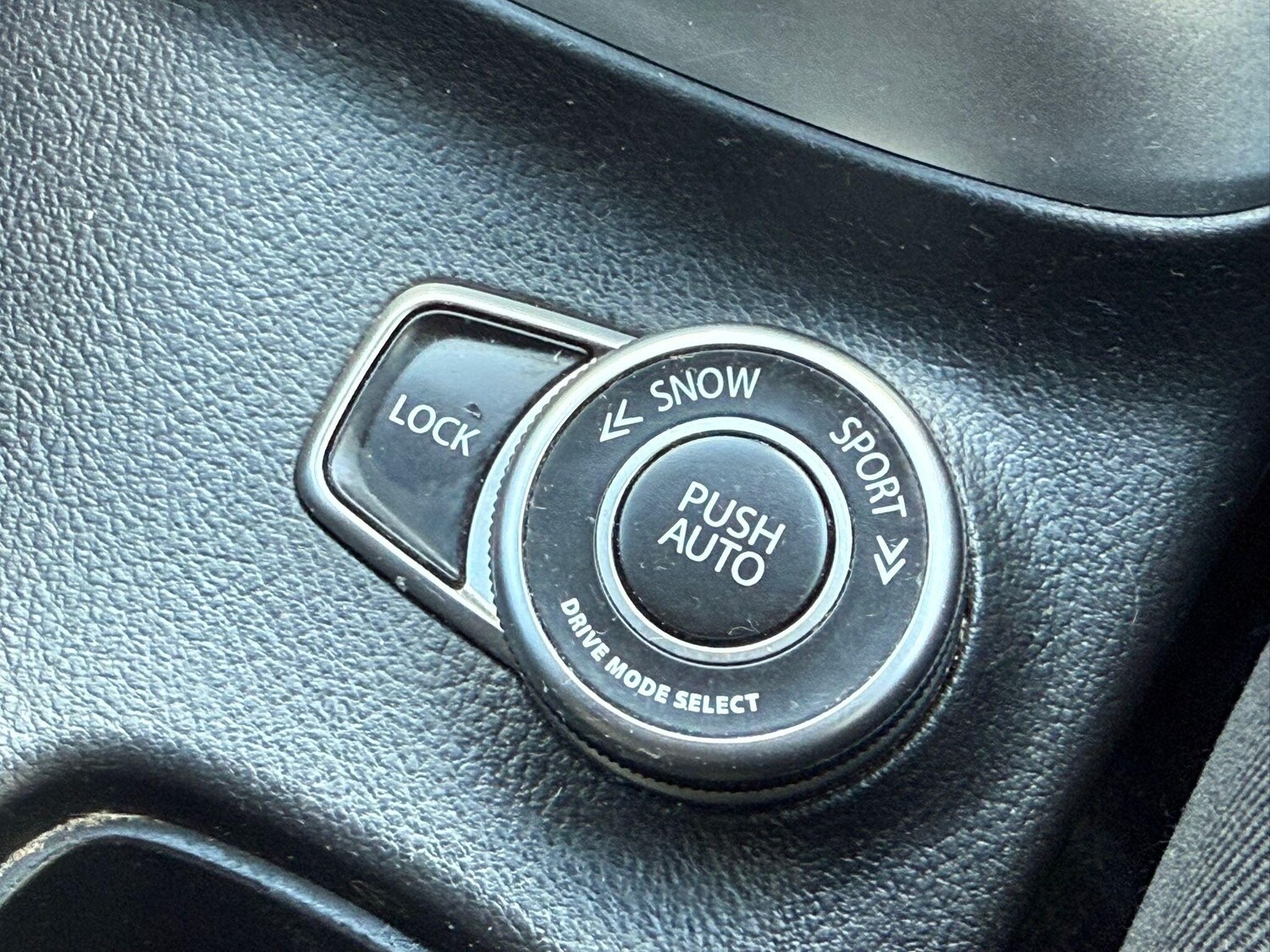 Used Suzuki SX4 S-Cross 2015 for sale - 76109898: Photo 26