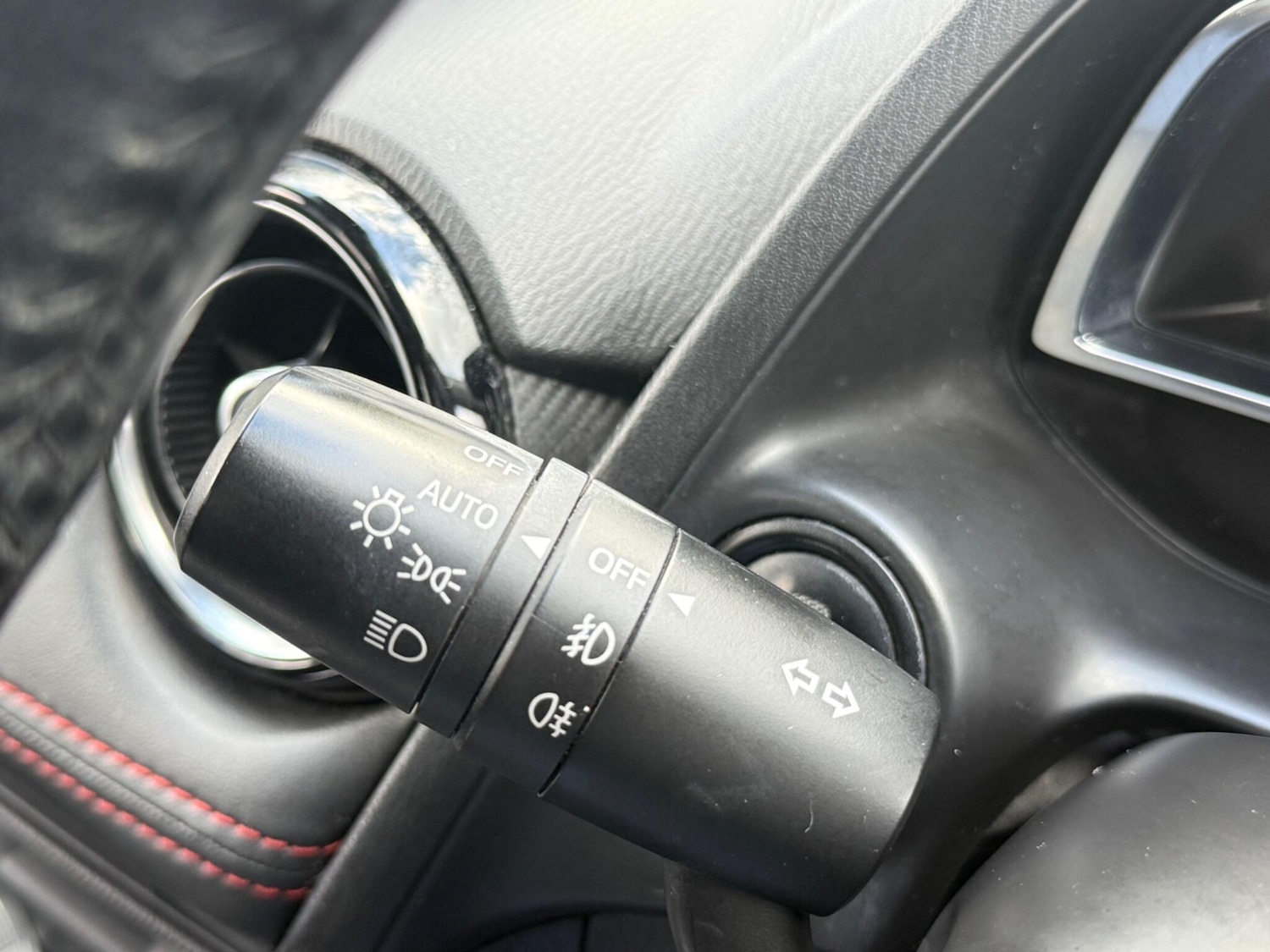 Used Mazda Mazda2 for sale - 78071743: Photo 18