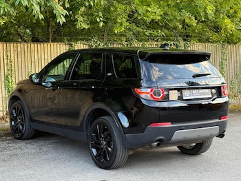 Used Land Rover Discovery Sport 2018 for sale - 79600996: Photo