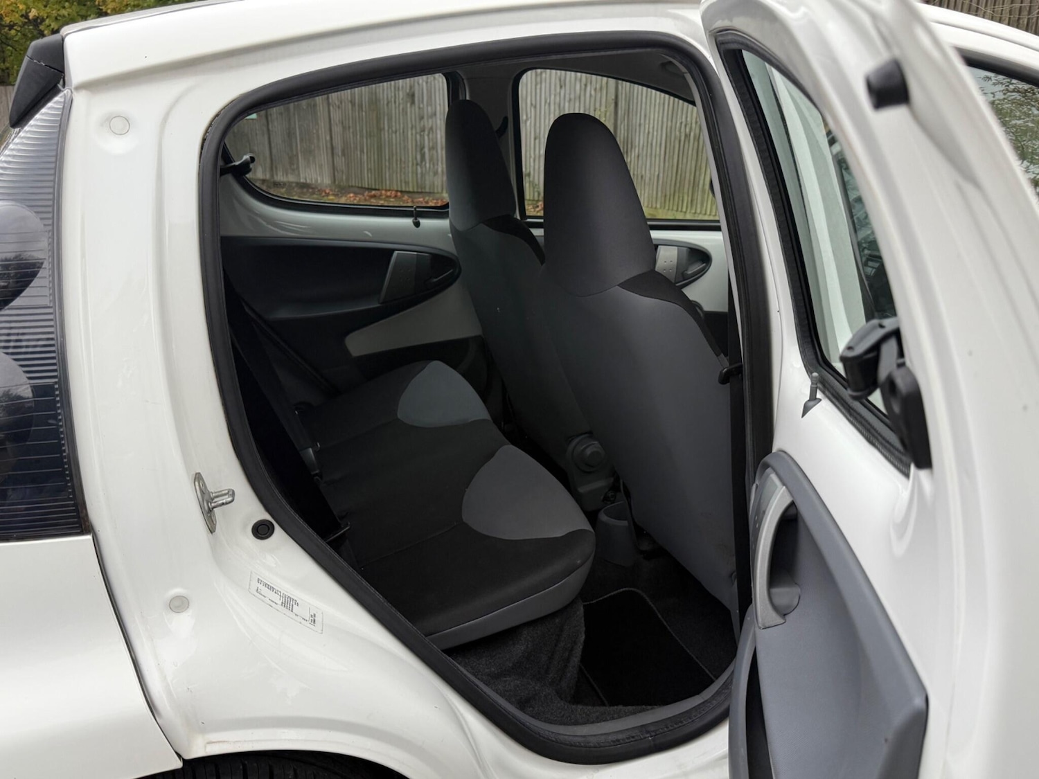 Used Citroen C1 2011 for sale - 76660568: Photo 14