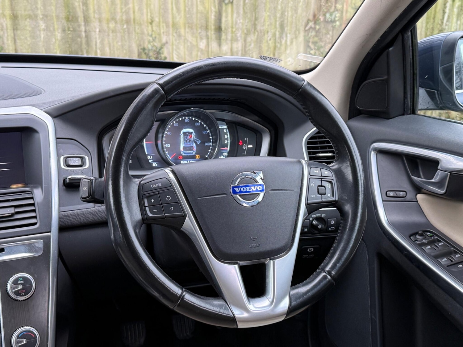 Used Volvo XC60 2014 for sale - 77255294: Photo 14