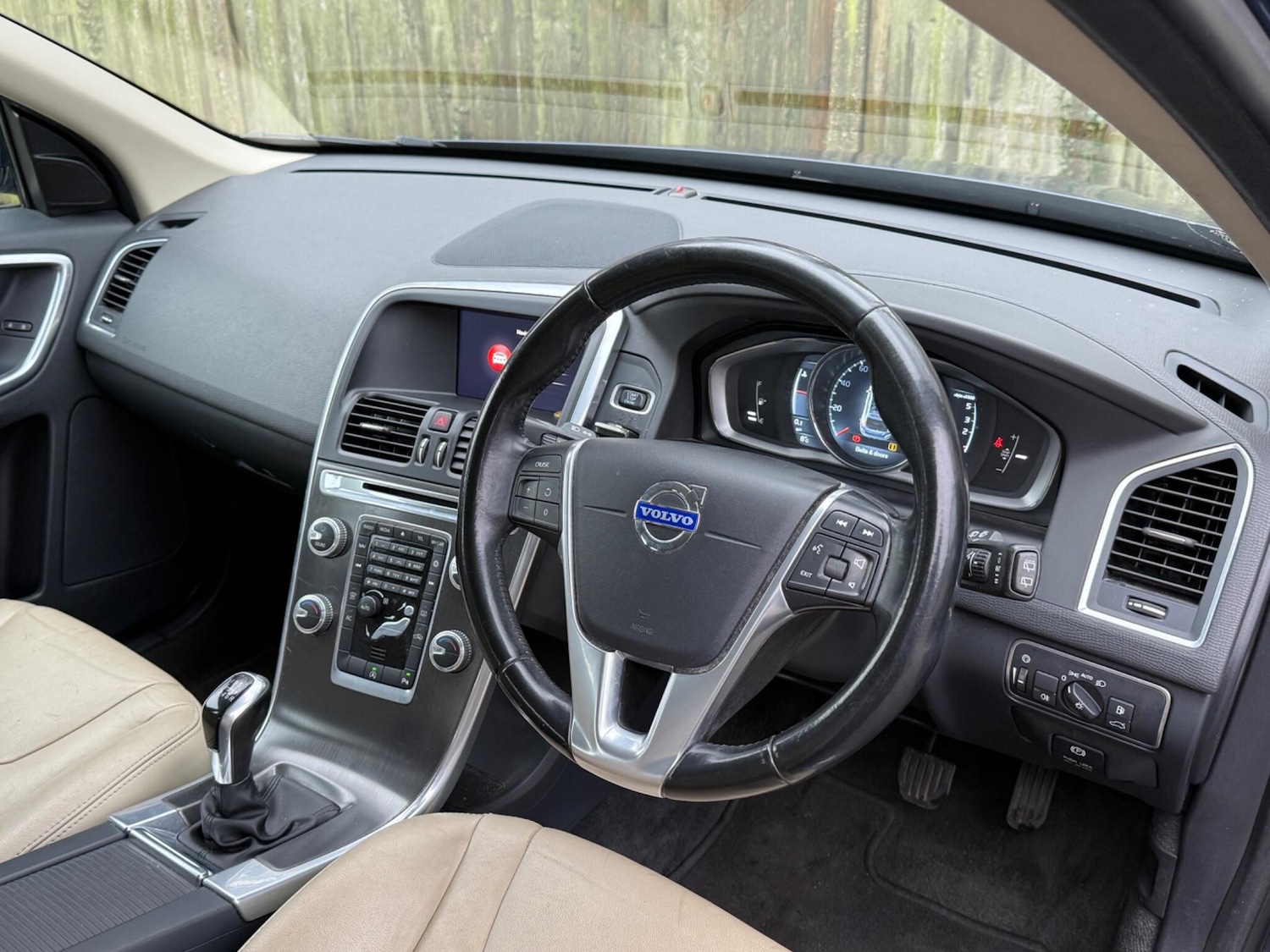 Used Volvo XC60 2014 for sale - 77255294: Photo 15