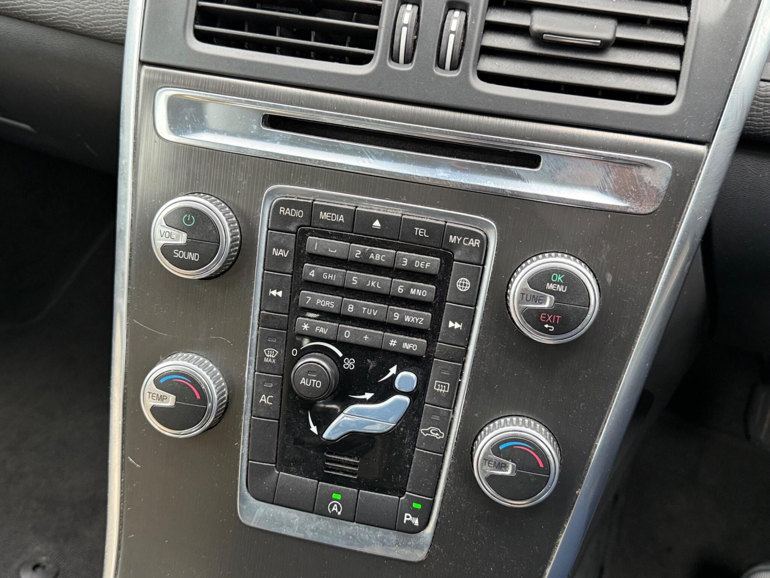 Used Volvo XC60 2014 for sale - 77255294: Photo 19